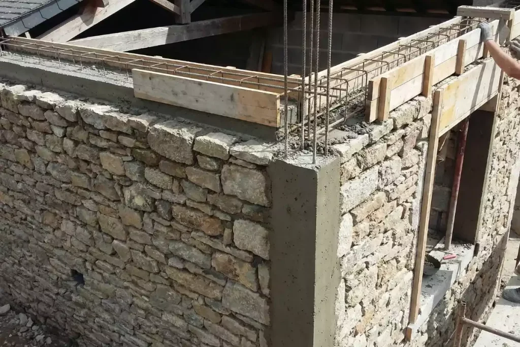 chainage horizontal mur en pierre