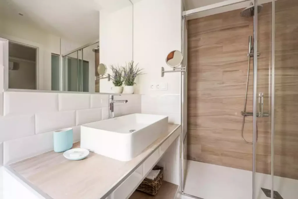 petite bain moderne