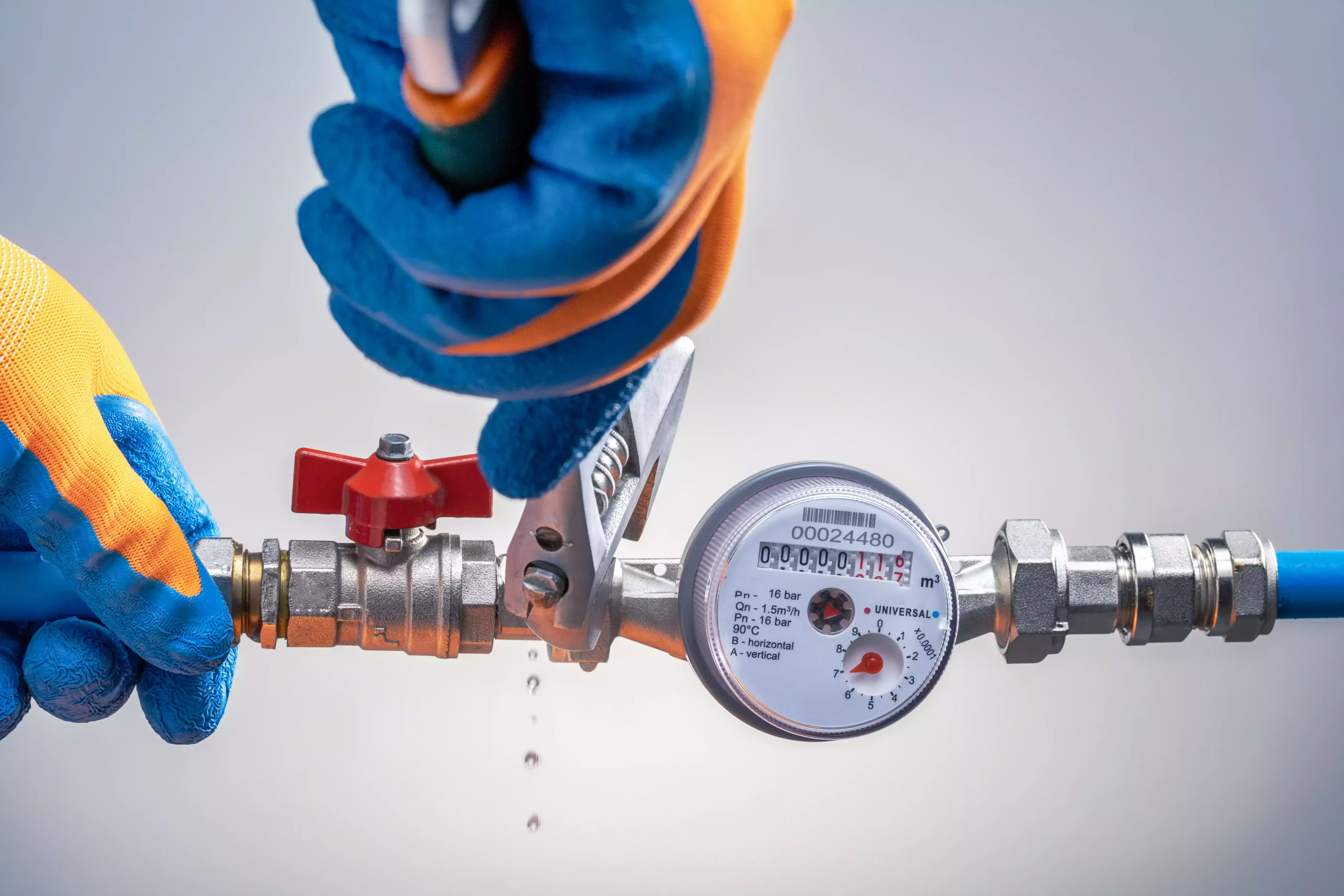 Un compteur d’eau peut-il tourner sans fuite ? On vous explique tout !